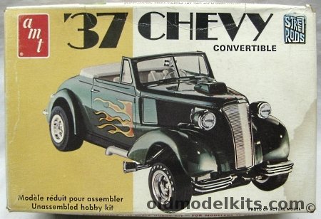 AMT 1/25 1937 Chevrolet Convertible - Stock or Street Rod, T141 plastic model kit